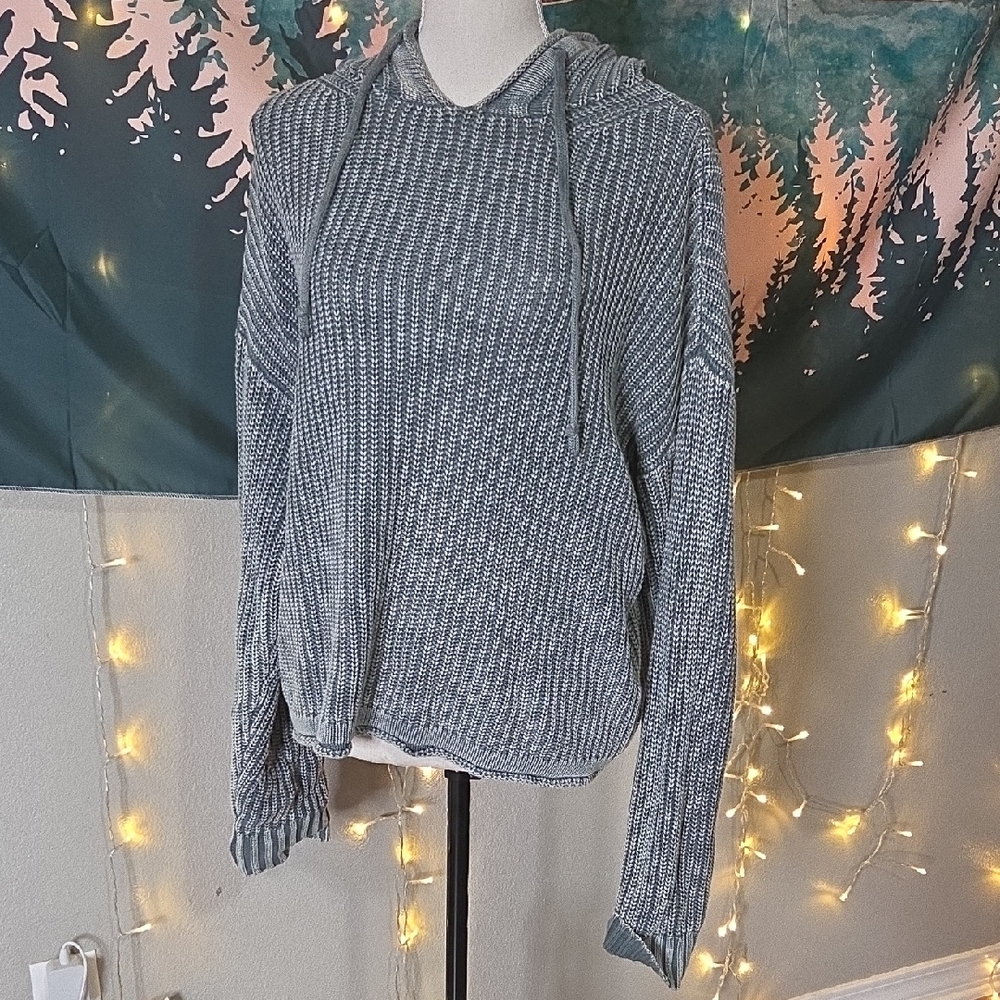 Gilded Intent Split Back Knit Sweater Hoodie Size… - image 6